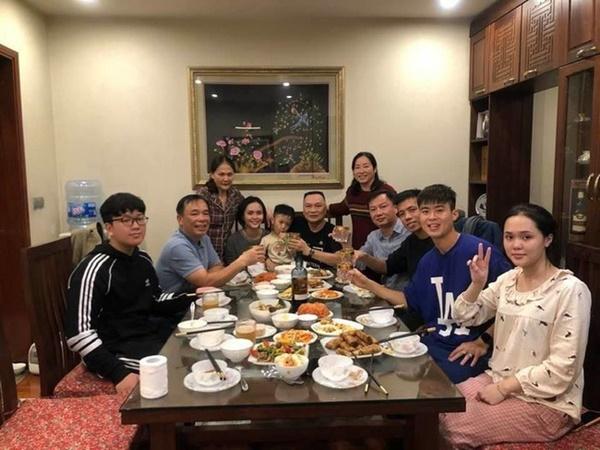 Xóa bỏ hình ảnh bà thím trước đó, Quỳnh Anh lấy lại phong độ với nhan sắc xinh đẹp chuẩn điểm 10-1