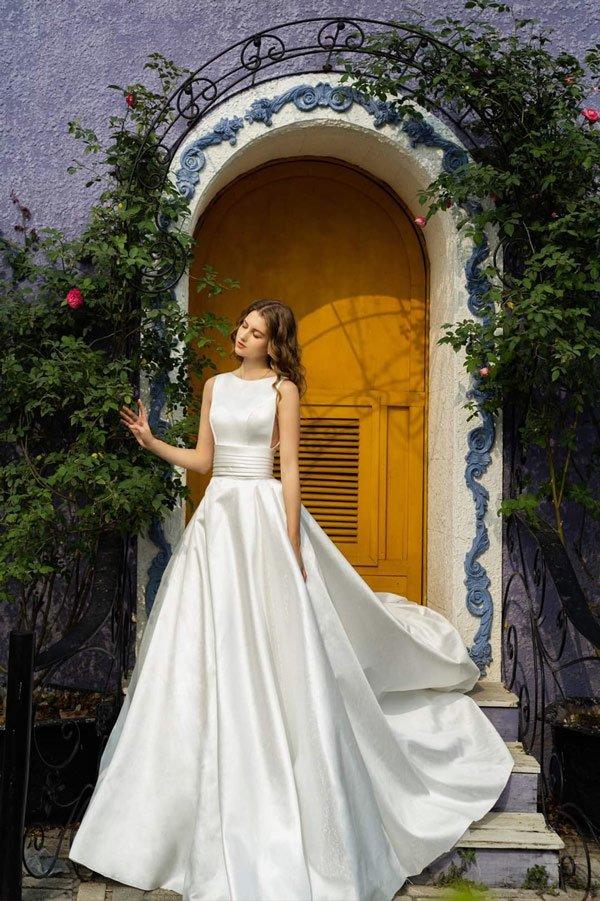 Tóc Tiên lấy chồng bí mật là thế mà vẫn không giấu nổi tung tích chiếc váy cưới vừa đẹp vừa sang!-7