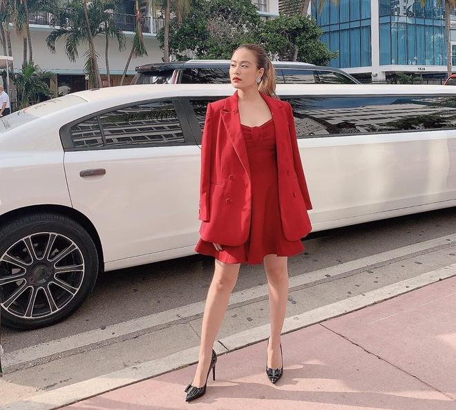 Trấn Thành lên đồ chất như 1 cây vàng - Hương Giang mặc đầm ngủ ra đường khoe dáng mảnh khảnh-4