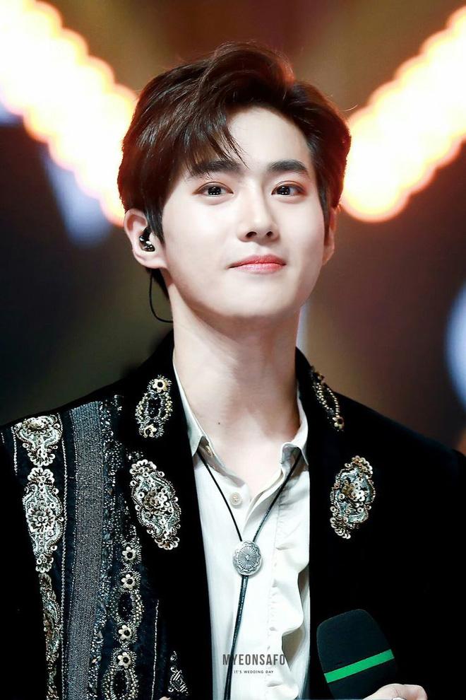 SM xác nhận trưởng nhóm EXO Suho sẽ ra album solo vào tháng 3 tới đây. Mọi chi tiết vẫn đang trong quá trình thảo luận.