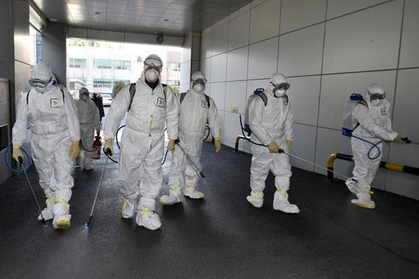 Ca tử vong đầu tiên ở Hàn Quốc vì virus corona, số ca nhiễm tăng vọt-1