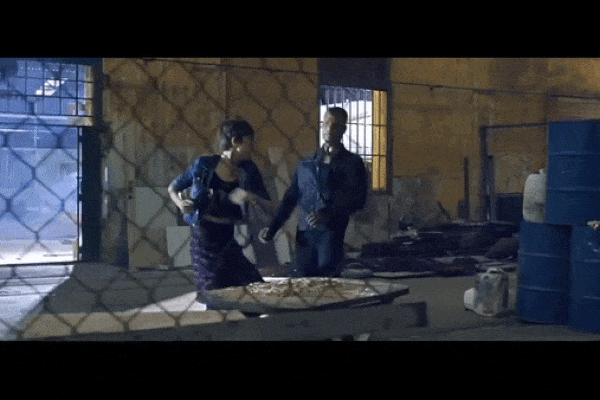 GÓC ĐÀO MỘ: Tóc Tiên từng vừa đánh vừa hôn bạn diễn trong phim đầu tay cách đây 5 năm-3