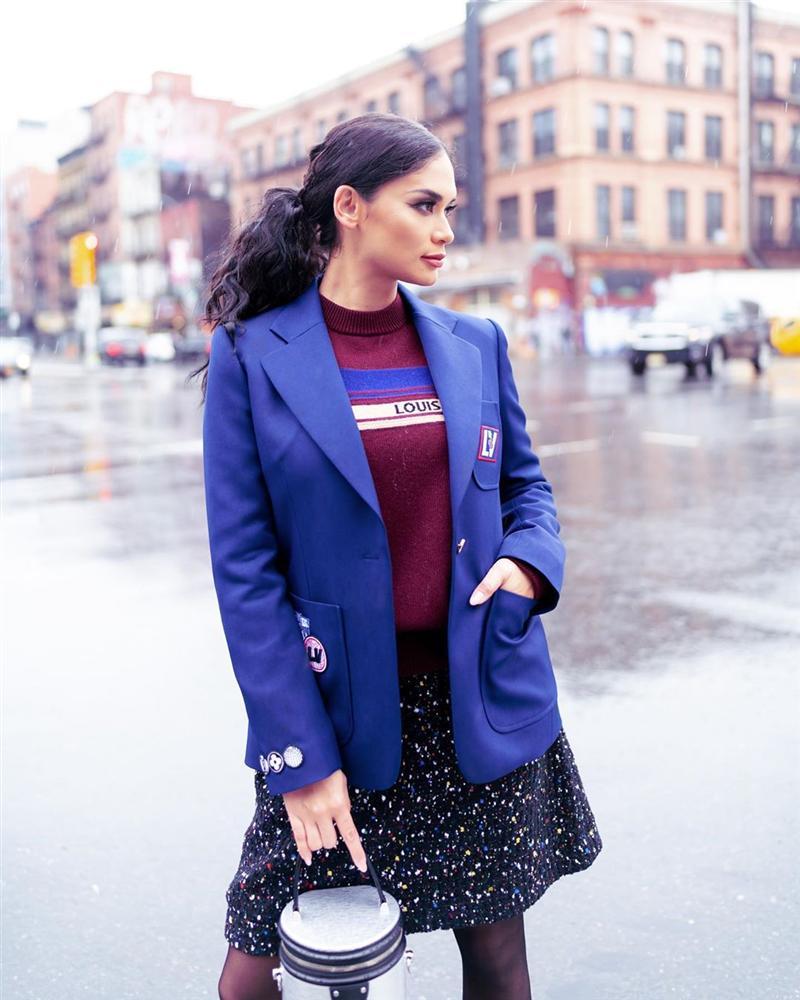 Bản tin Hoa hậu Hoàn vũ 20/2: Đụng Hoàng Thùy từ váy đến giày, cái kết nào cho Bùi Đình Hoài Sa?-6