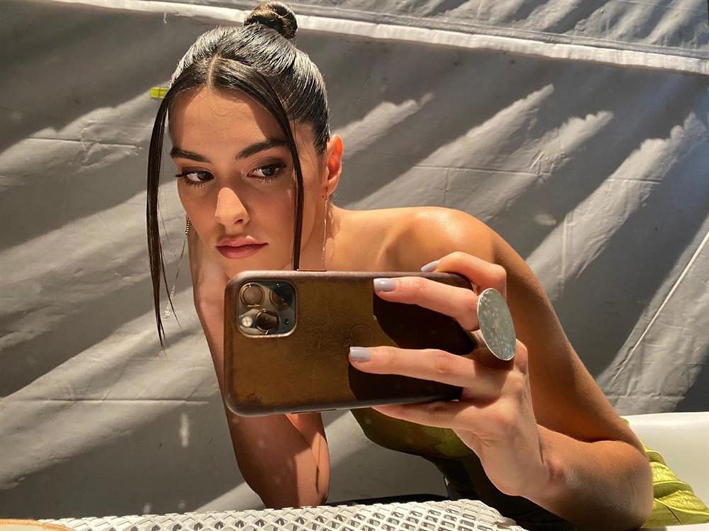 Bản tin Hoa hậu Hoàn vũ 20/2: Đụng Hoàng Thùy từ váy đến giày, cái kết nào cho Bùi Đình Hoài Sa?-5