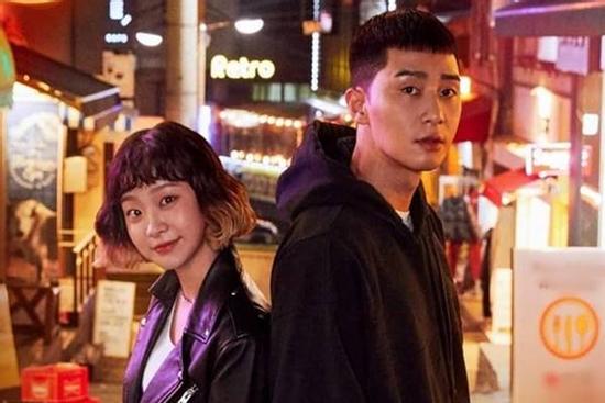 'Nữ quái' IQ 162 của Tầng Lớp Itaewon và màn bóp méo mồm tình địch để đời là ai?