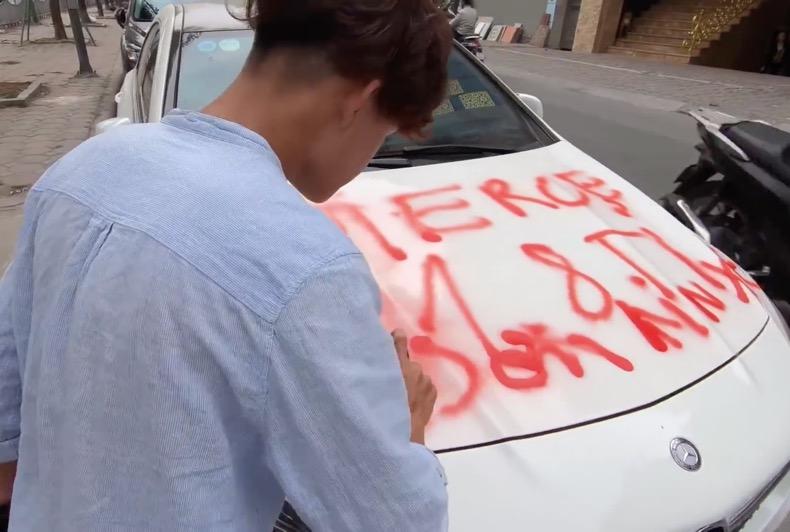 Chàng trai nghèo làm shipper bán chó cưng, đổi đời thành YouTuber triệu view là ai?-3