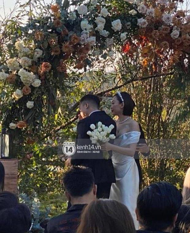 Nổi tiếng và giàu có là thế, vì sao Tóc Tiên lại làm đám cưới cực kỳ đơn giản, nhỏ gọn và bí mật?-3