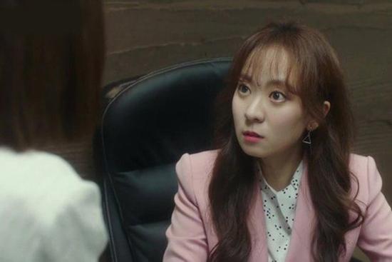 Vác bụng bầu về nhà xin cưới, ai ngờ mẹ thông báo cũng đã mang thai