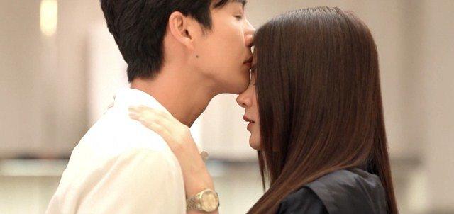 Vác bụng bầu về nhà xin cưới, ai ngờ mẹ thông báo cũng đã mang thai-2