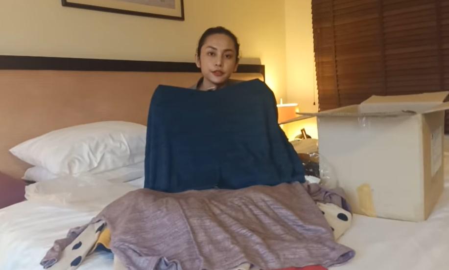 Chẳng phải hàng hiệu đắt đỏ, thánh lô tô Lương Trung Kiên vẫn chiếm sóng với clip đập hộp rẻ như cho-7