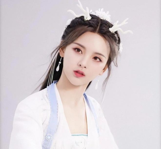 Mỹ nhân Trung Quốc nhiều lần bị chê ứng xử bất lịch sự-5