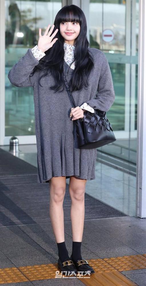 Lisa và những lần diện đồ bị chê xấu, không hợp với vóc dáng-3