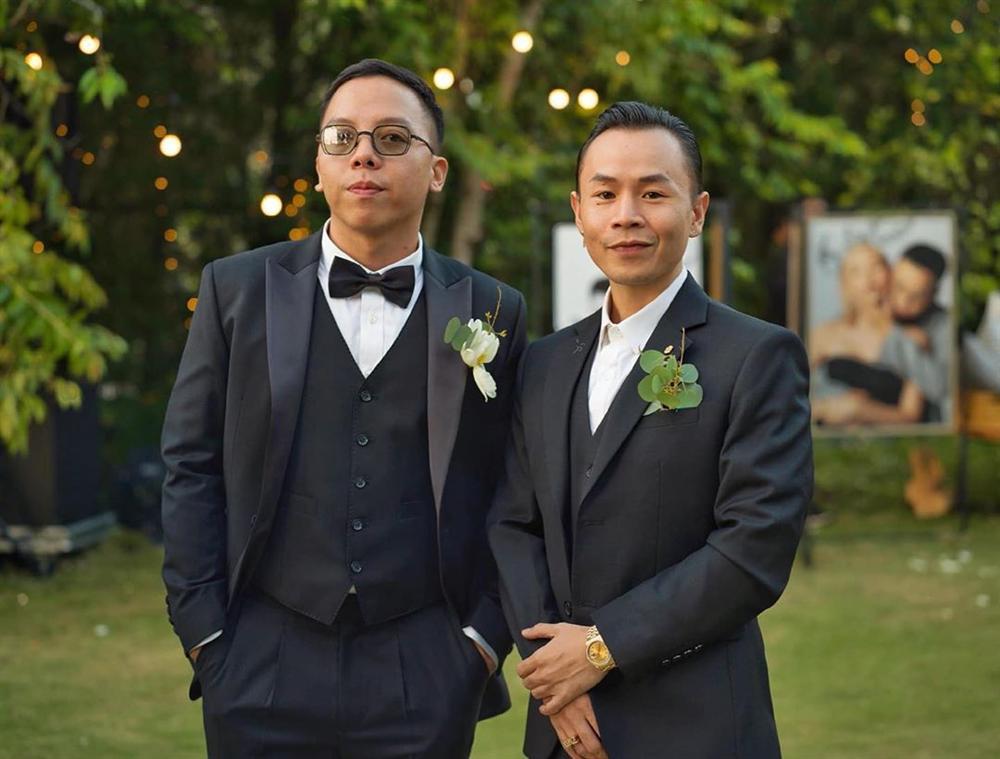 Hết hồn với Hoàng Touliver: Vừa xong đám cưới với Tóc Tiên liền cạo đầu dàn anh em chí cốt-2