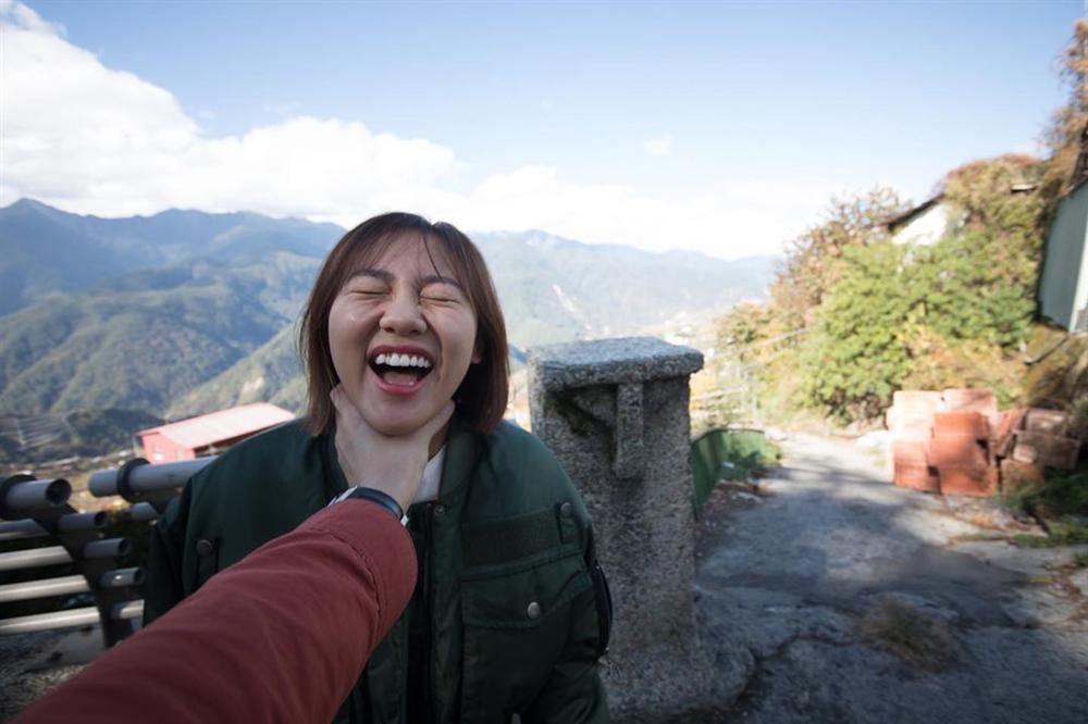 Văn Mai Hương đi du lịch với bạn trai giữa mùa dịch Covid 19-2