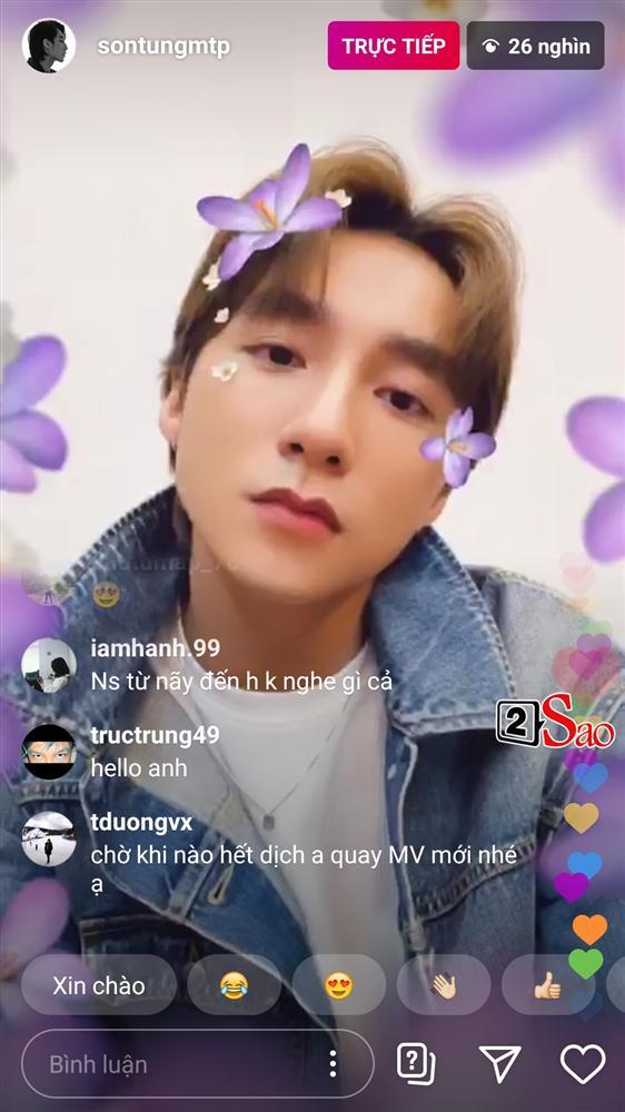 Sơn Tùng bấm nhầm hiệu ứng trang điểm khi livestream, dân mạng muốn cứu anh ấy mà không được-3