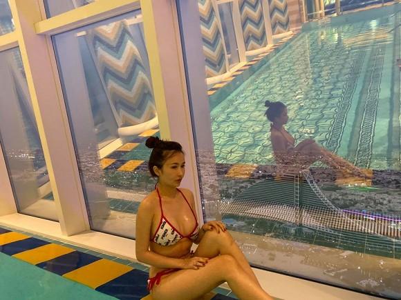 Là mẹ bỉm 2 con nhưng cứ thích đăng ảnh sống ảo, vợ hai Minh Nhựa lại bị săm soi cơ thể-1