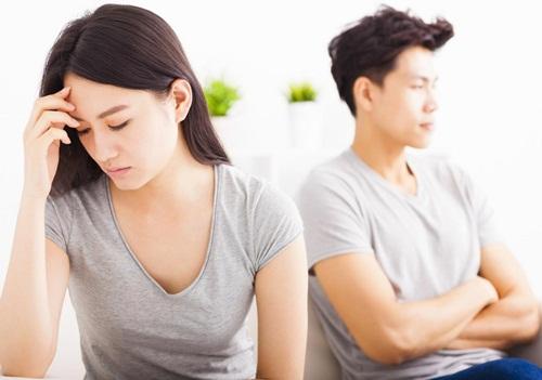 Nhờ dịch Covid-19, vợ trẻ TQ mới nhận ra sự tàn nhẫn của chồng-1