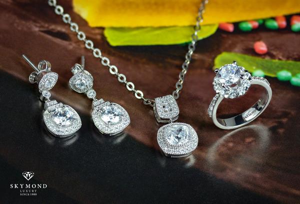 Phụ kiện thời trang đón may mắn cho phái đẹp-1