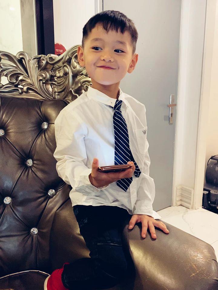 Trà My Idol đăng ảnh hồi bé, dân mạng giật mình vì giống hệt quý tử đầu lòng-3