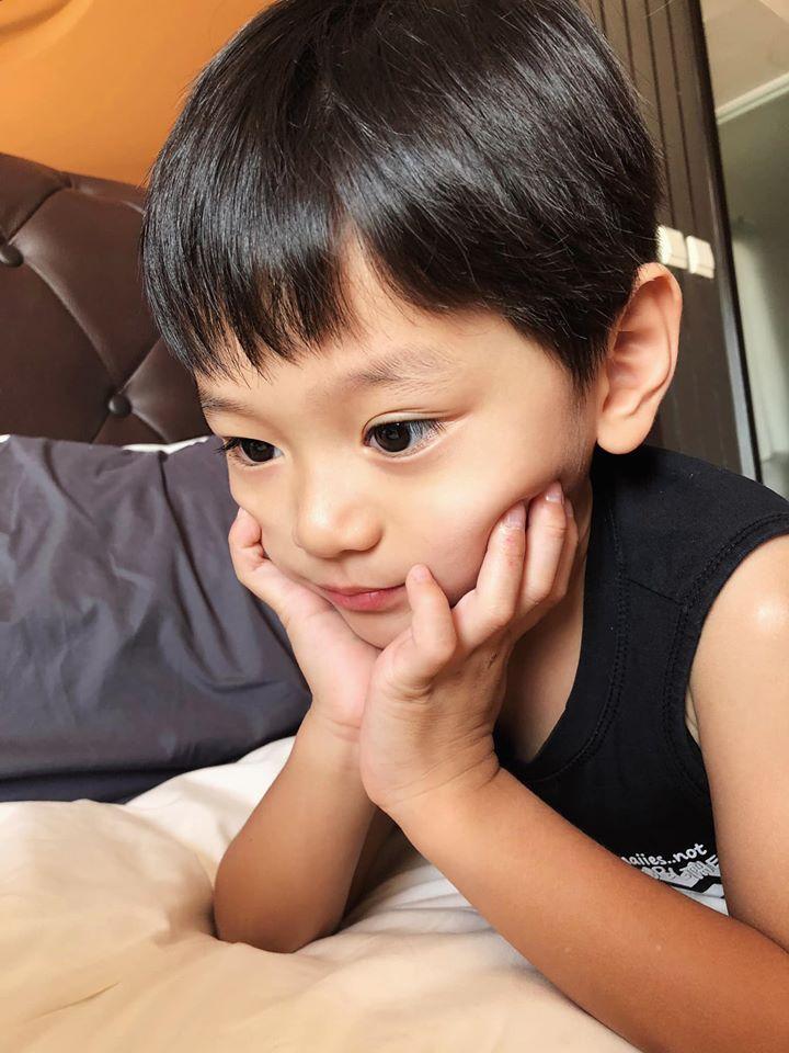 Trà My Idol đăng ảnh hồi bé, dân mạng giật mình vì giống hệt quý tử đầu lòng-10