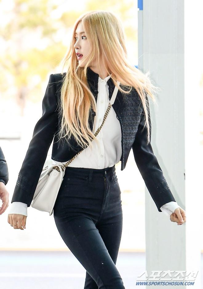 Rosé (BlackPink) mặc áo khoác hơn 100 triệu đồng ra sân bay-2