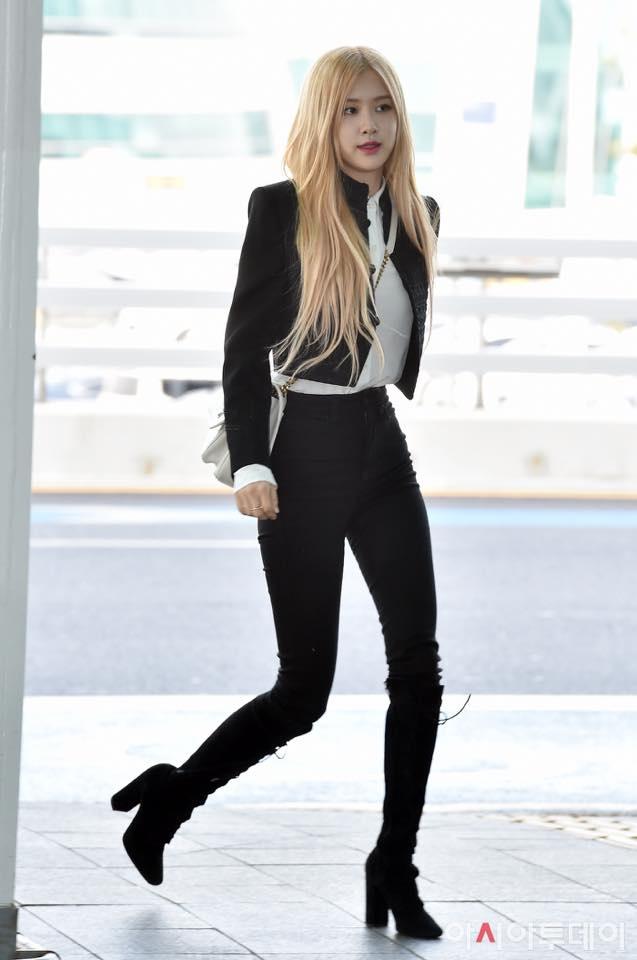 Rosé (BlackPink) mặc áo khoác hơn 100 triệu đồng ra sân bay-3