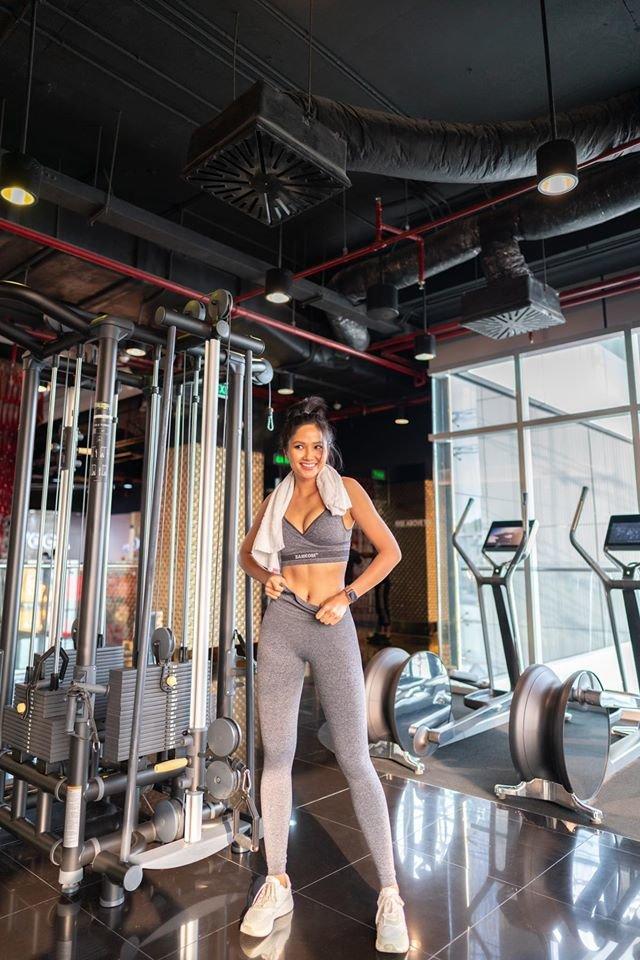 Tạm biệt bé mỡ, HHen Niê khiến fan trầm trồ với body cực phẩm cùng vòng 1 nở nang bất ngờ-2