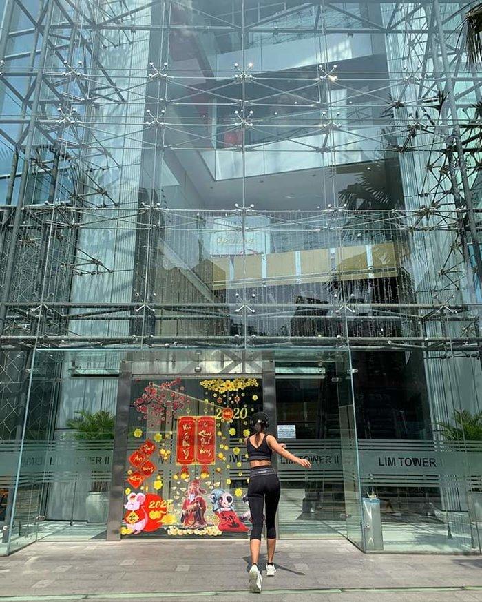 Tạm biệt bé mỡ, HHen Niê khiến fan trầm trồ với body cực phẩm cùng vòng 1 nở nang bất ngờ-9