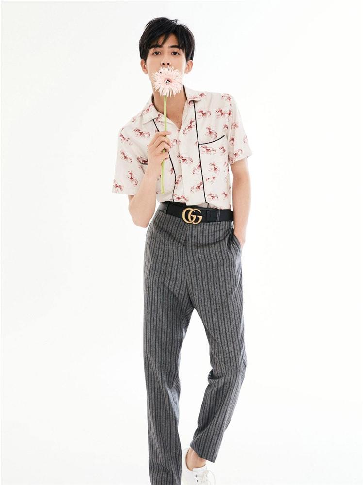 Những nam thần Cbiz sở hữu cơ thể tỉ lệ vàng, chân dài miên man khiến chị em mê mẩn-11