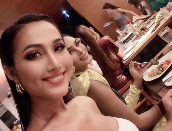 Hoài Sa khoe sắc bên dàn hoa hậu chuyển giới-1