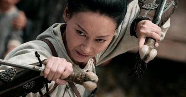 Nữ hoàng kungfu bị ruồng rẫy vì chụp ảnh nóng, rũ bùn làm lại cuộc đời-3