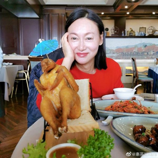 3 đả nữ của màn ảnh Hoa ngữ: Sự nghiệp thành công nhưng tình duyên lận đận-10