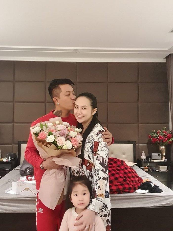 Hương Baby chính thức lên tiếng về thông tin đã ly hôn Tuấn Hưng-4