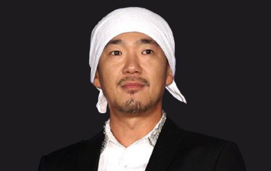 Lee Ha Neul (DJ DOC) xác nhận ly hôn sau một năm rưỡi về chung một nhà. Trước đó cả hai từng hẹn hò 11 năm.