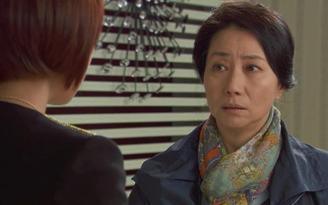 Mẹ chồng chê con dâu ăn bám vì nghỉ dịch, mẹ đẻ cười: Để tôi đưa về nuôi-1