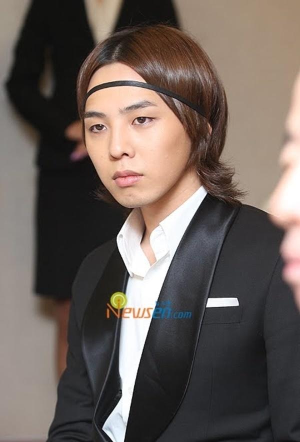 Tổng hợp 10 kiểu tóc cực đẹp và chất của G-Dragon (Big Bang)