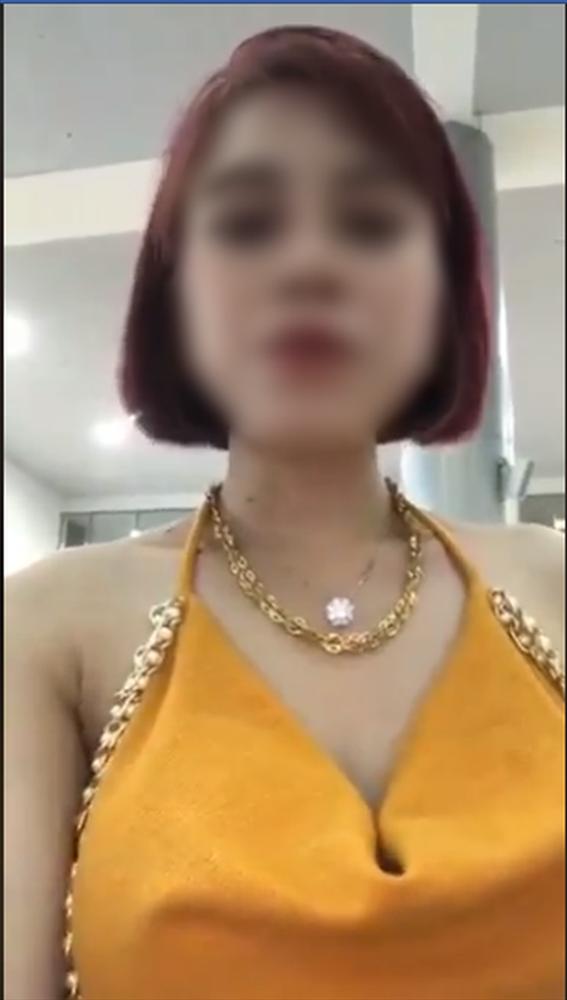 Cô gái Việt khoe tài lươn lẹo trở về từ Daegu - Hàn Quốc đã bị đưa vào khu cách ly tập trung-1