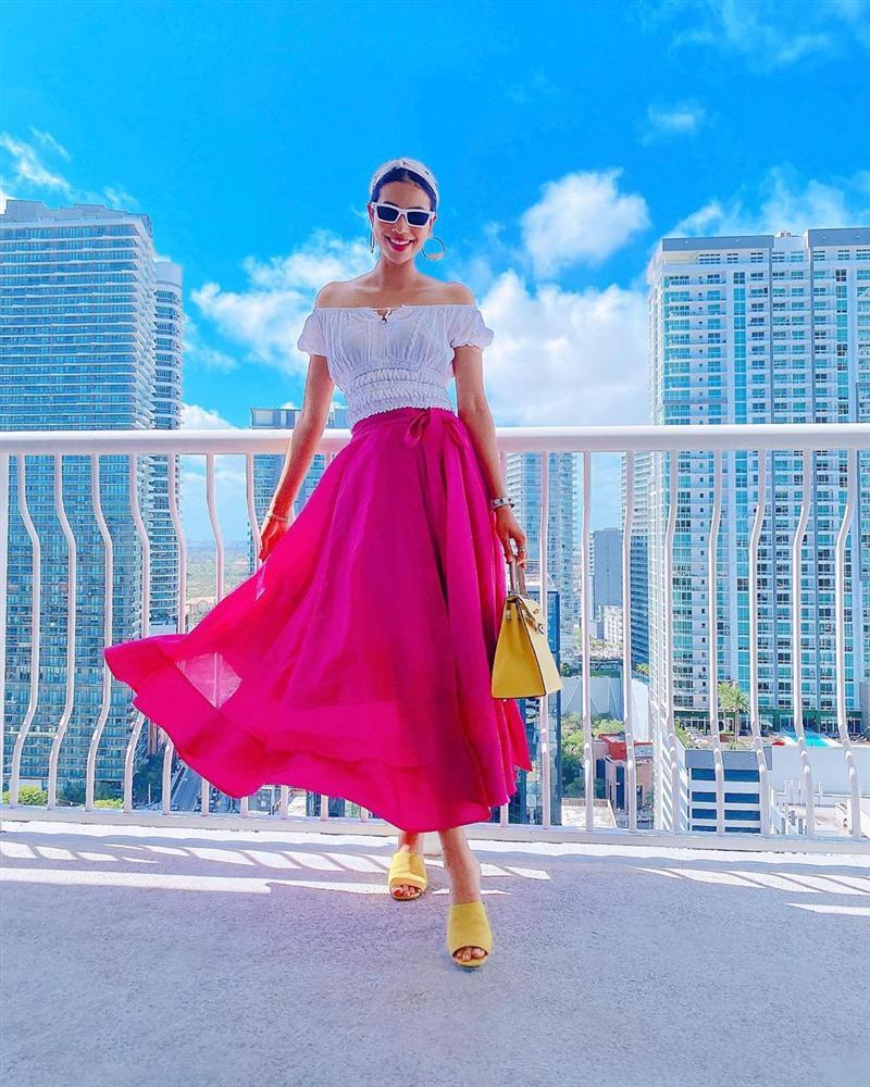 Bản tin Hoa hậu Hoàn vũ 26/2: Phạm Hương chơi màu nổi xuất sắc, độ sang chảnh chặt cả dàn mỹ nhân-1