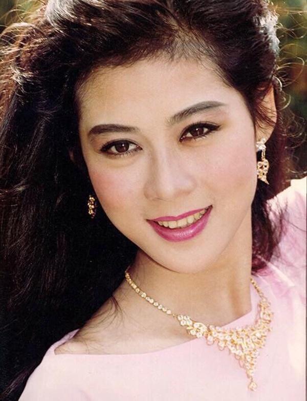 Cuộc sống của Diễm Hương bên chồng và 4 con-3