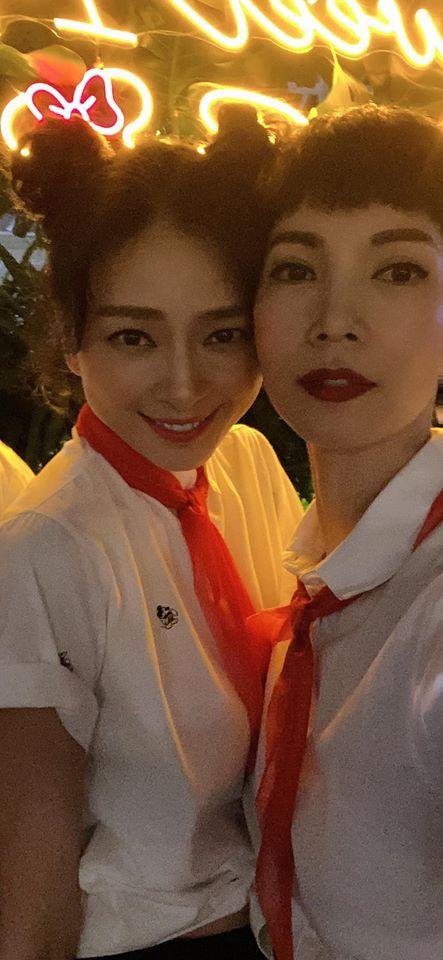 QUÁ LẦY: Xuân Lan rủ Jun Phạm mặc áo trắng, đeo khăn đỏ mừng sinh nhật Ngô Thanh Vân-4