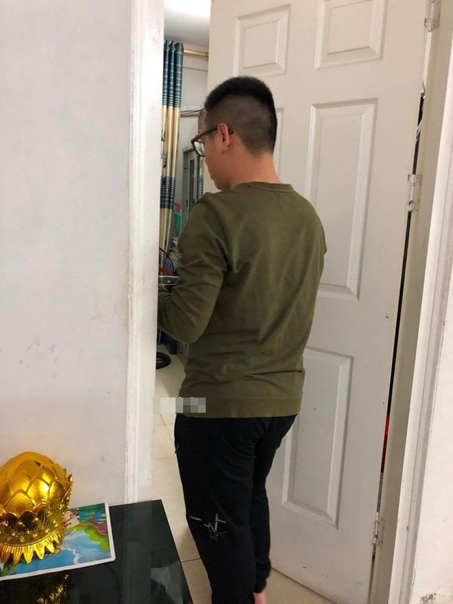 Vợ khóa cửa, phạt chồng đứng ngoài suốt nửa ngày, anh chồng ra chiêu làm vợ không những hết giận còn vui khôn xiết-4