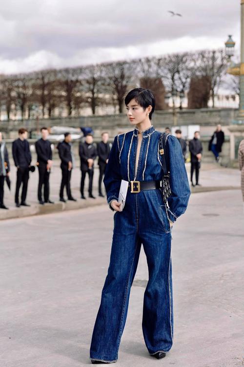 Đụng hàng jumpsuit, Châu Bùi thất thế trước Khánh Linh vì chiều cao lẫn cách mix đồ-2