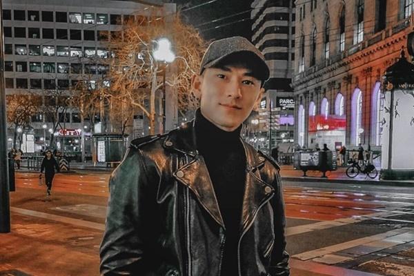 Ở nhà chống dịch, Isaac trở thành quý ông lạnh lùng trong dự án mới-8