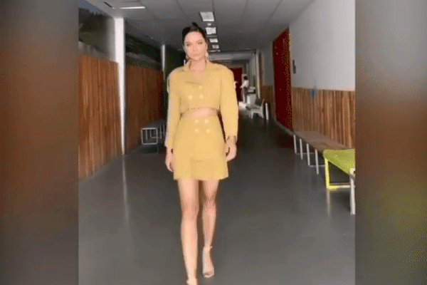 Đi từ thiện: HHen Niê, Thu Thảo mặc giản dị vẫn đẹp, Mai Phương Thúy nếm đủ thị phi vì trang phục-12