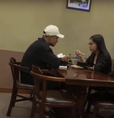 Từng ăn ý trong từng chiếc quần chiếc áo, bảo sao CĐM không mong Quang Hải-Nhật Lê tái hợp-2