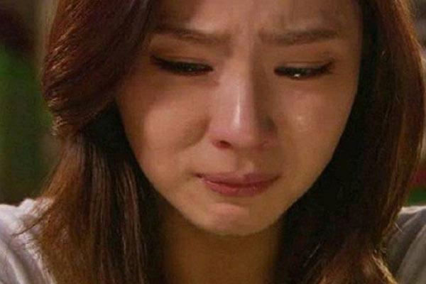 Nhờ mẹ chồng giữ vàng cưới nhưng bà mãi không đưa, nàng dâu uất ức cho đến khi đọc tin nhắn mới vỡ ra tất cả-3