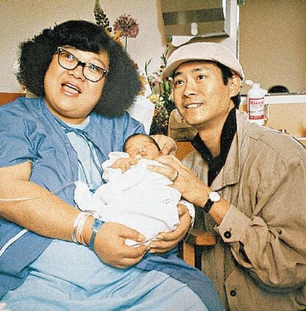 Sở Lưu Hương lừng lẫy nhất màn ảnh: bỏ rơi vợ con đi theo tiểu tam, cuối đời gặp quả báo-6