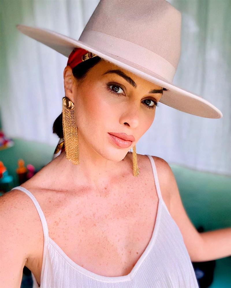 Bản tin Hoa hậu Hoàn vũ 28/2: HHen Niê khoe mặt mộc khó đỡ, Trương Thị May không son phấn vẫn hút hồn-6