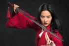 Trung Quốc yêu cầu cắt bỏ cảnh hôn của Lưu Diệc Phi trong 'Mulan'