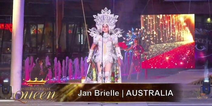 Hoài Sa tỏa sáng rực rỡ với phần thi quốc phục tại Hoa hậu Chuyển giới Quốc tế 2020-13